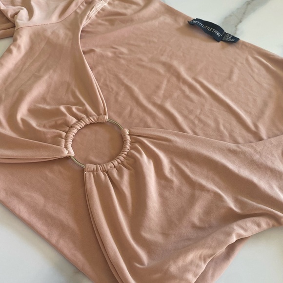 PRETTYLITTLETHING CROP - Picture 3 of 4